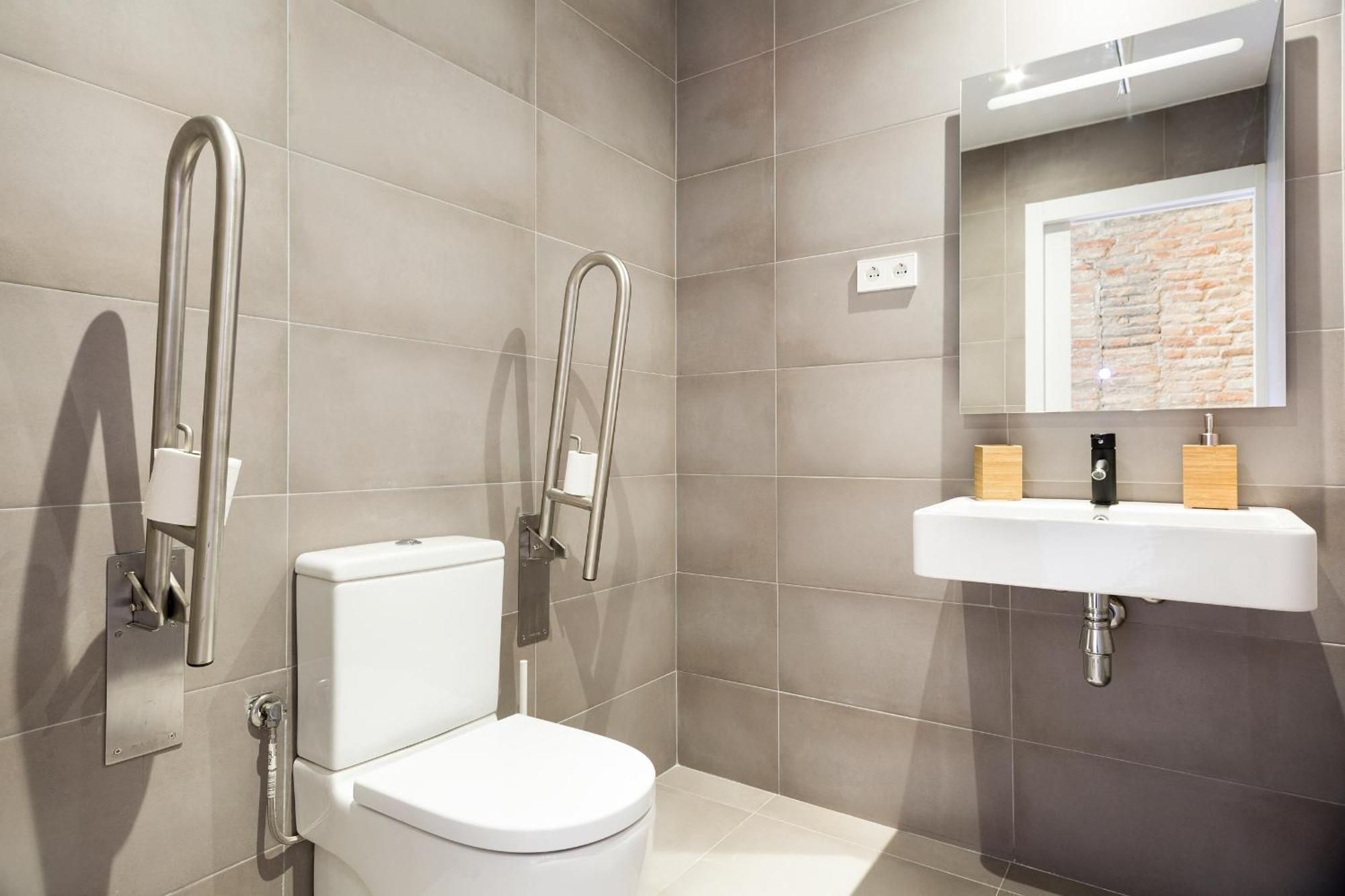 Arte Suites By Olala Homes L'Hospitalet de Llobregat Exteriör bild